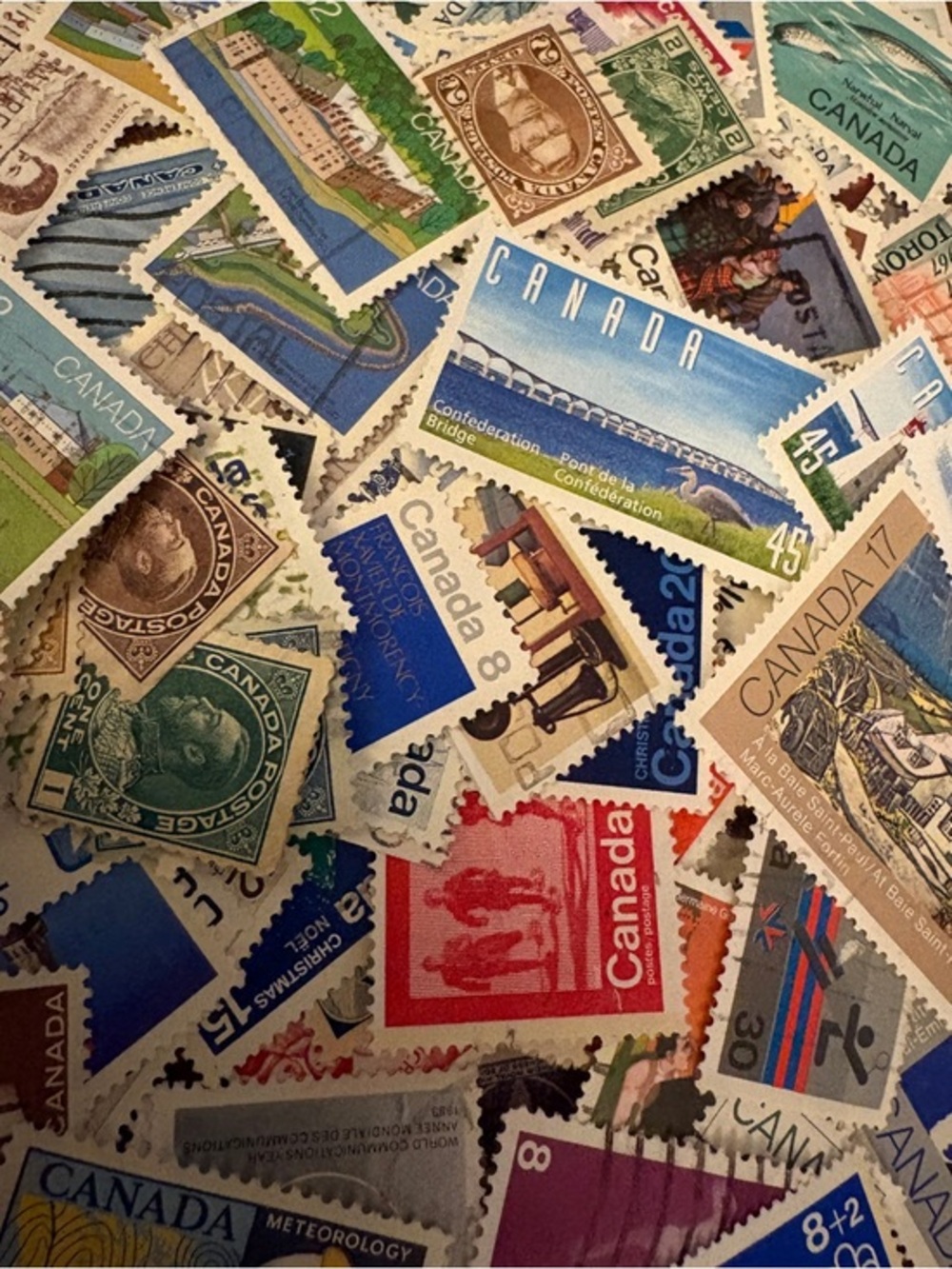 200 Canada Postage Stamps - LOT #2